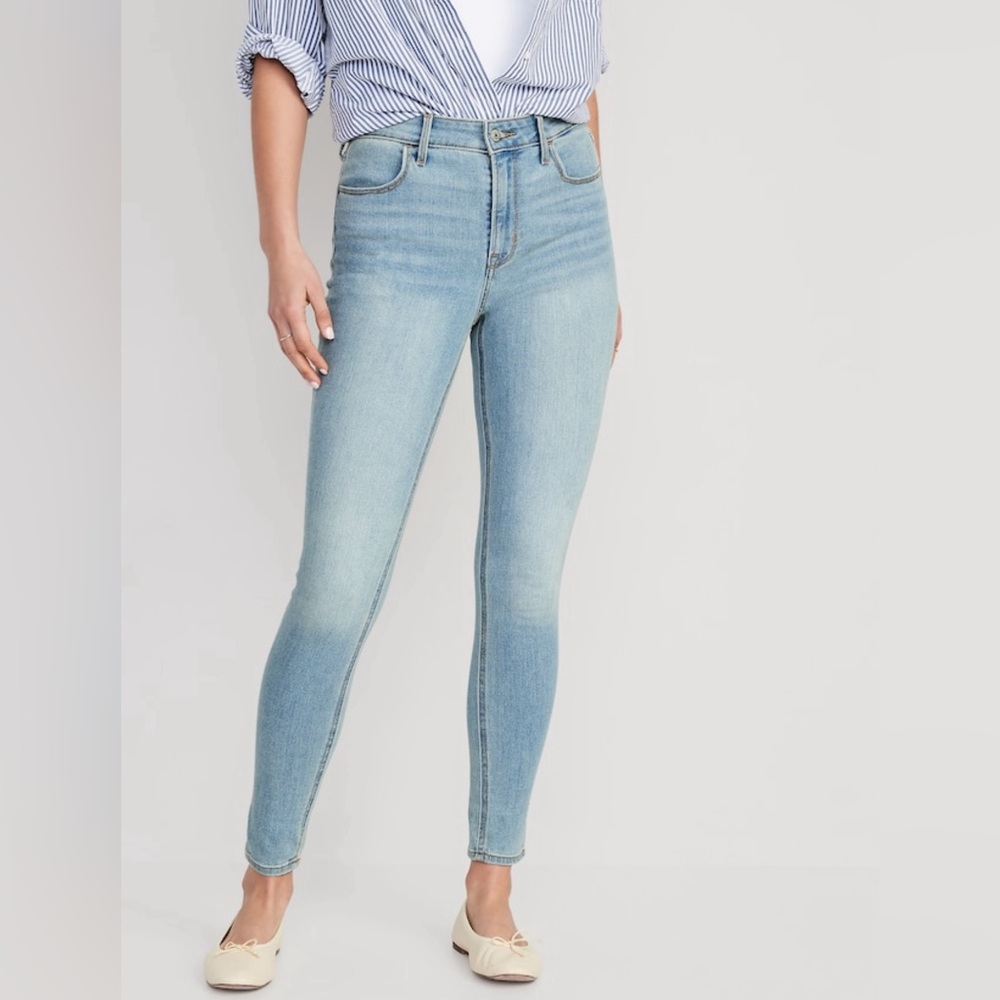 Old Navy Women's High-Rise Super-Skinny Ankle Jeans Light Wash Size 16 Long NWT